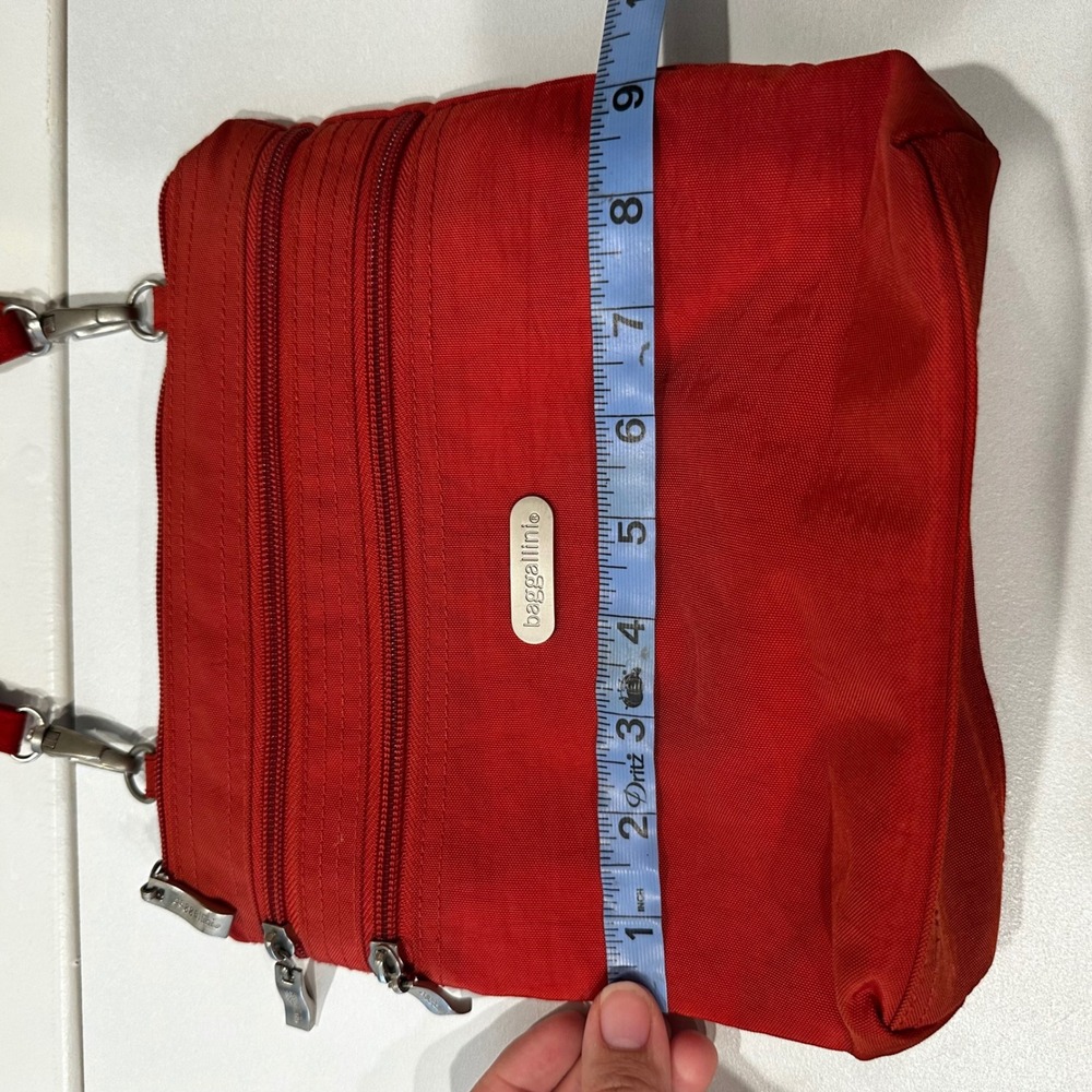 Baggallini Red Nylon Crossbody Bag Travel Organizer Multiple Pockets - Picture 10 of 11